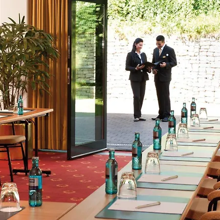 Victor's Residenz-hotel 4*